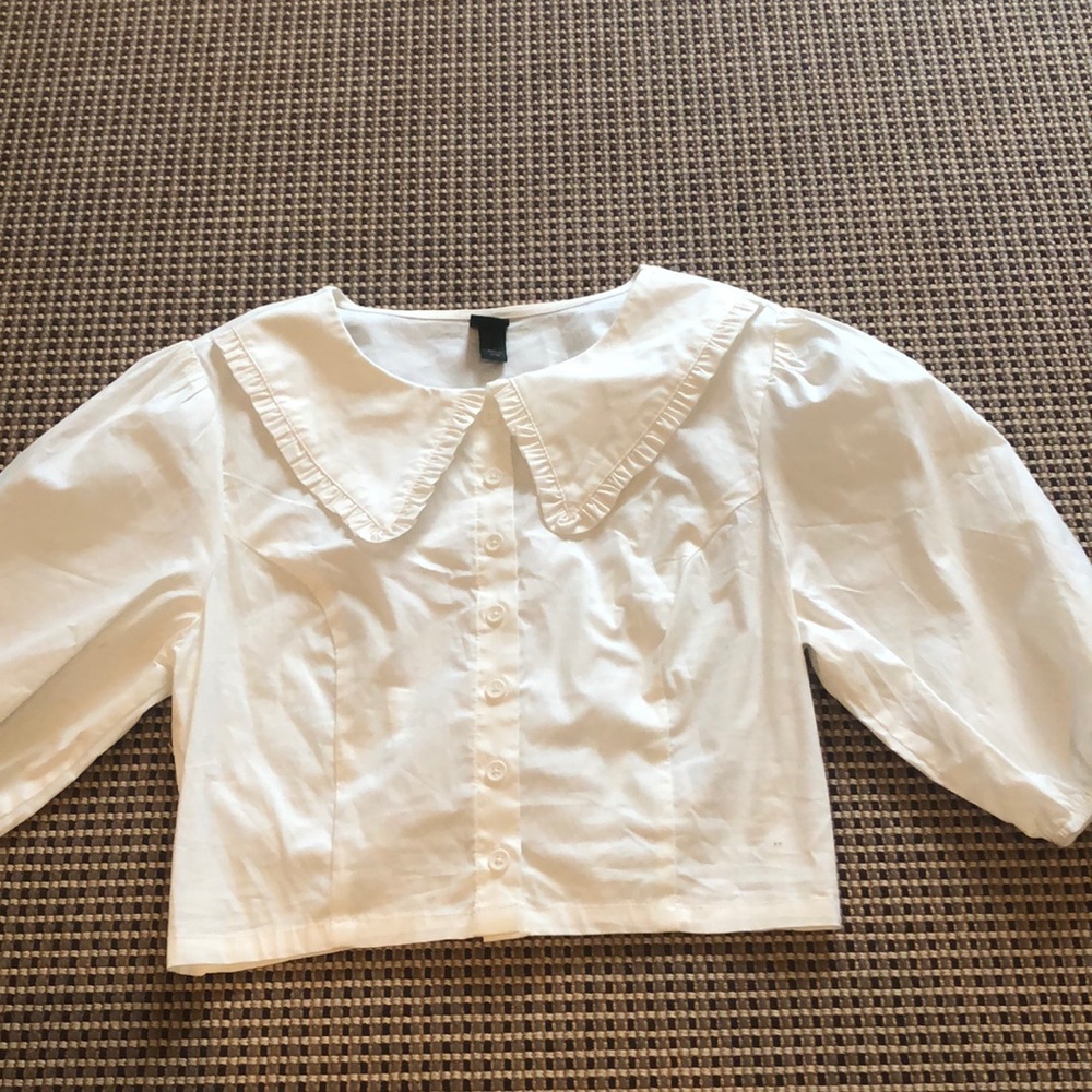 Puffy sleeve white crop top blouse